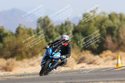 media/Jan-14-2024-SoCal Trackdays (Sun) [[2e55ec21a6]]/Turn 7 (140pm)/